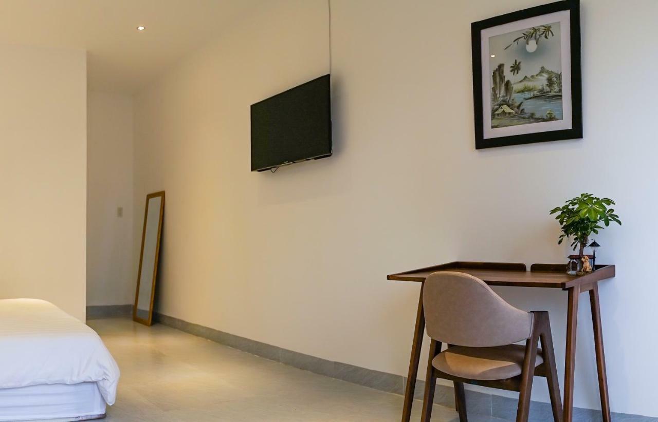 Local White House - Ecofriendly Homestay Дананг Екстериор снимка